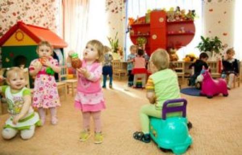 Как приучить ребенка к детскому саду Комаровский. Адаптация ребенка в садике: доктор Комаровский дает советы