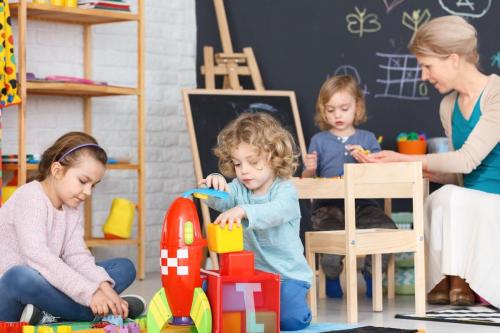 Что нужно в садик ребенку 2 года. Собираем кроху в сад: список, что нужно в садик детям от 1,5 до 6 лет