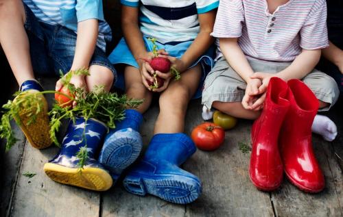 Что нужно в садик ребенку 2 года. Собираем кроху в сад: список, что нужно в садик детям от 1,5 до 6 лет