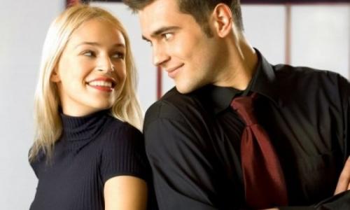 Дешифруйте жесты вашего партнера: 10 знаков, которые говорят о его отношении к вам 02 Дешифруйте жесты вашего партнера: 10 знаков, которые говорят о его отношении к вам 02