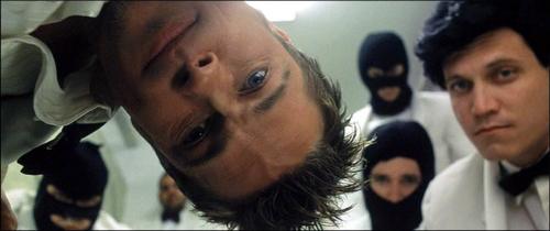 Какие основные правила общения с людьми с душевными расстройствами. Изучите характер и поведение больного человека