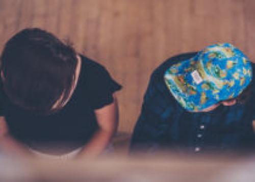 Какие методы помогают установить раппорт с собеседником. 