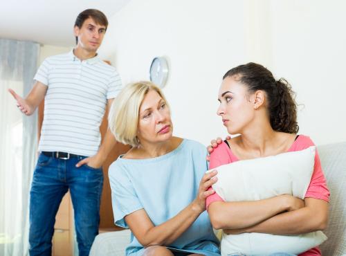 Почему мой психически больной родственник отталкивает меня: поиск ответов и решений 01 Почему мой психически больной родственник отталкивает меня: поиск ответов и решений 01