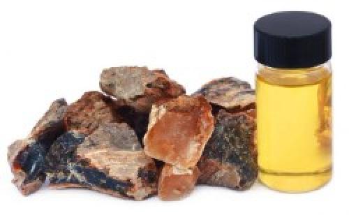 Можно ли использовать ароматерапию для борьбы с тревогой. Какое эфирное масло успокаивает нервную систему и способствует хорошему сну — Топ 8 видов