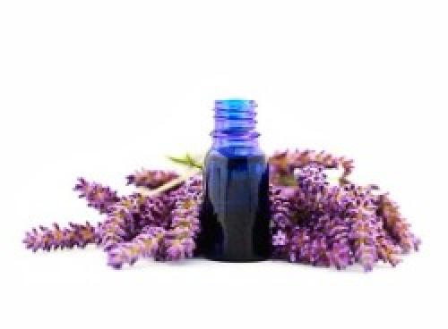 Можно ли использовать ароматерапию для снижения беспокойства. Какое эфирное масло успокаивает нервную систему и способствует хорошему сну — Топ 8 видов