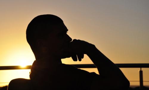 Какие изменения в образе жизни вы считаете наиболее эффективными для уменьшения раздражения во второй половине дня.  Сесть и подумать