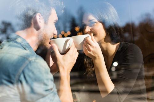 5 необычных признаков влюбленности мужчины. Признаки влюбленного молодого человека 03