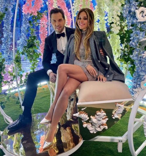 Счастливы вместе!  Александр ревва и его жена Анджелика. 01