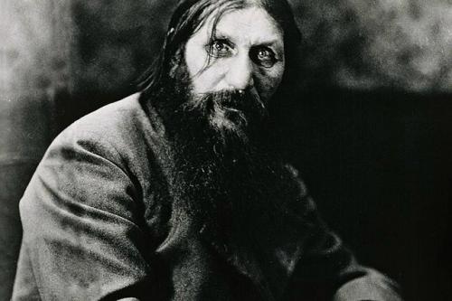 Под покровом любви: как Александра Федоровна управляла империей через Николая II. 01