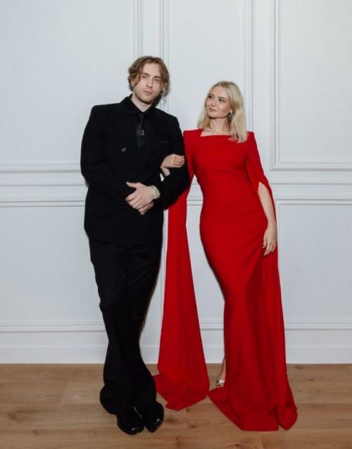 Семья российского певца егора крида к пополнению готовится. 04