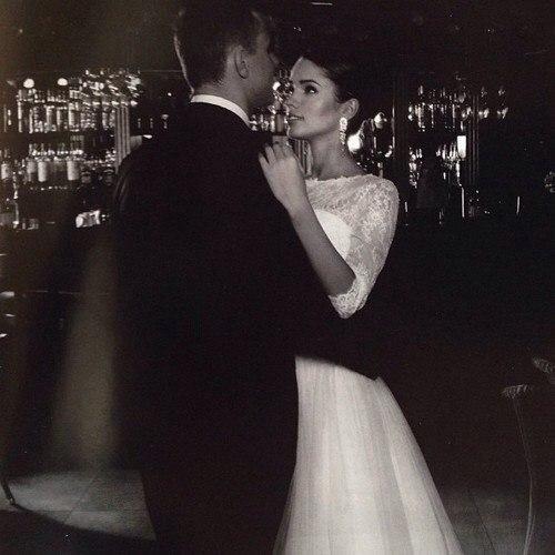 Женщина - источник успеха мужчины.