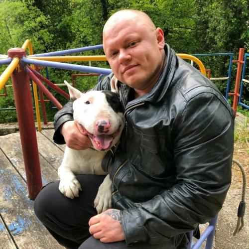 Анне тураева - девушка, которая превратилась в брутального мужчину. 02