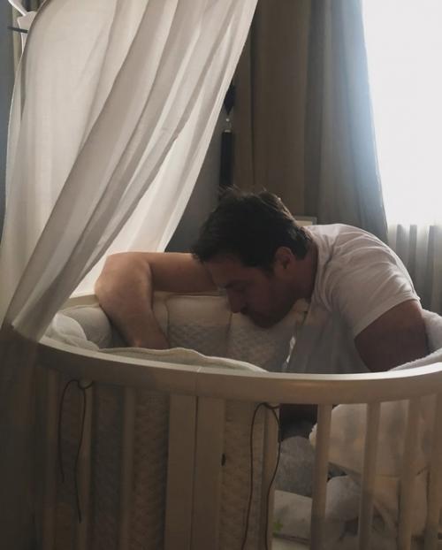 Саша Савельева показала редкие фото с сыном в честь его 6-летия. 02