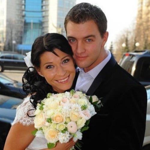 Счастливы вместе!  Екатерина волкова и её супруг Андрей карпов!