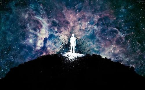 Всё умирает.  Всё подвластно бесконечному течению времени, уносящему всё живое и неживое в свой многовековой поток.