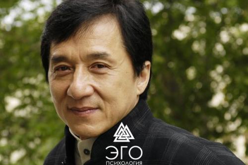 Он в бедной китайской семье родился.