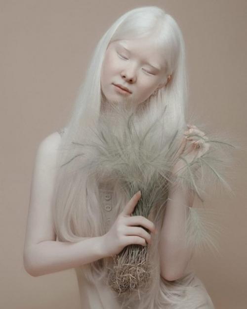 Альбиносы - люди, которые одарены уникальной красотой. 02