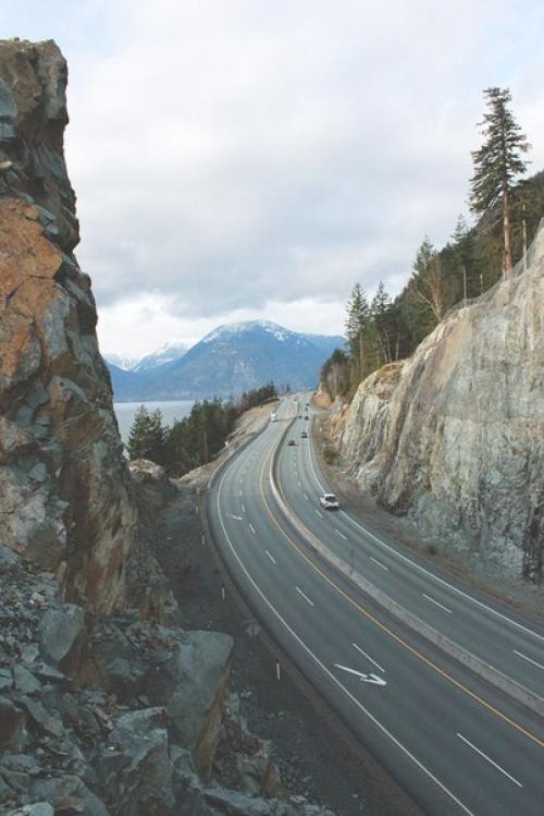 90% проблем здоровья большинства людей решаются утренними пробежками и 2 л воды в день.
