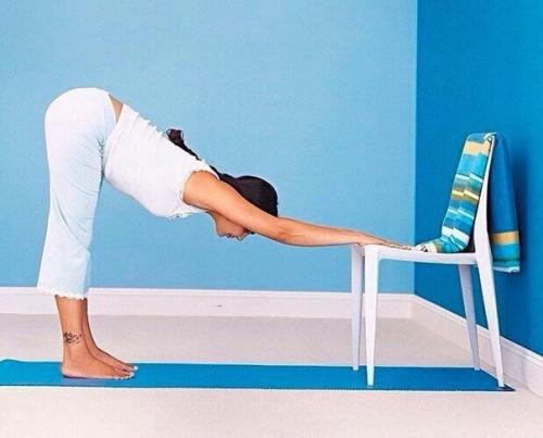 Восстанавливающие асаны.  При головной боли предпочтение надо отдавать расслабляющим, восстанавливающим асанам. 05