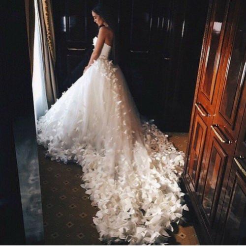 Провокационная, но полезная статья. 

