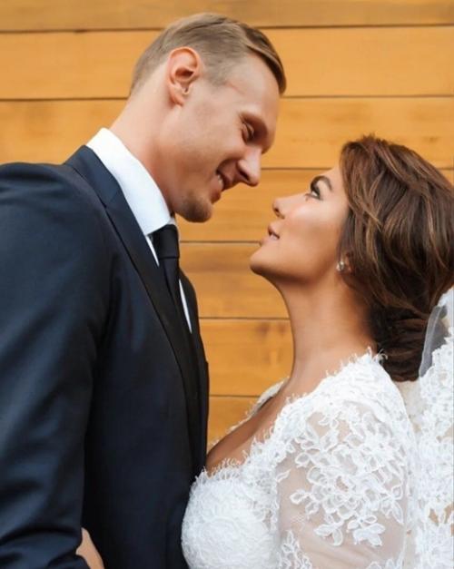 Анна седакова и Янис тима такая красивая пара! 01