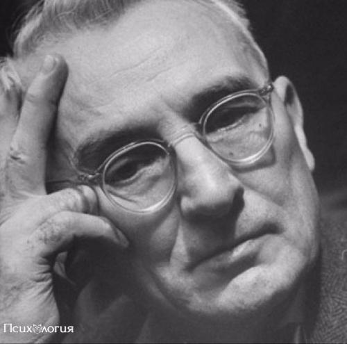 Уроки успеха от дейла Карнеги.