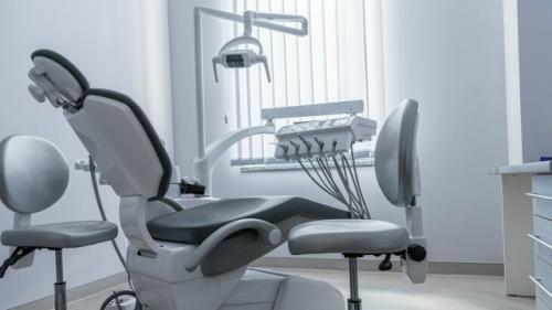 Плюс фобия в копилку: мужчине ампутировали руки и ноги после визита к стоматологу. 01