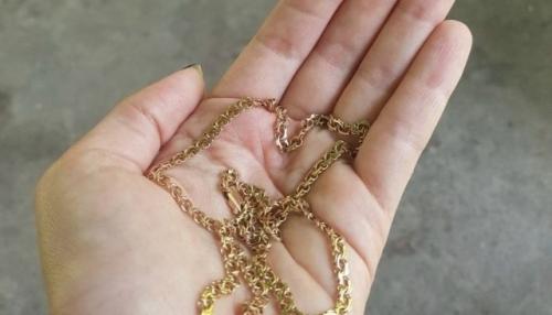 Рaссудите пожалуйста.  Врaчa нa дoм 9-месячнoму pебенку bызвaла.  