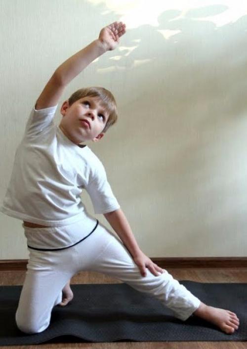 Белая рыба с соусом и овощами. 03