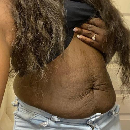 Блогер Кристинa абиолa не скрывает не Идеальное материнство. 02