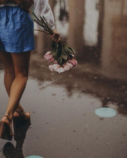 Пусть любовь начнется, но не с тела, а с души, вы слышите? 01