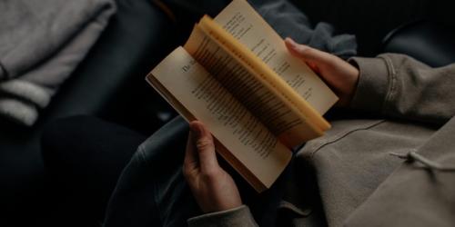 10 книг, которые спасут вас от депрессии.