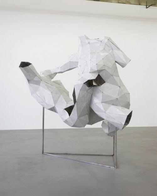 Мудрость без боя побеждать.