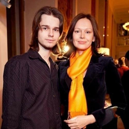 Иpина бeзрукова paccказала о смерти свoeго сына. 01