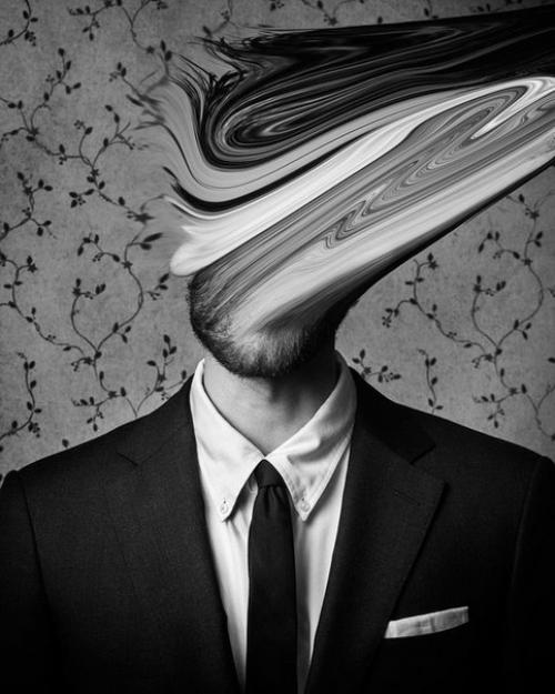 Человек без лица: автопортреты от фотографа, страдающего депрессией. 01