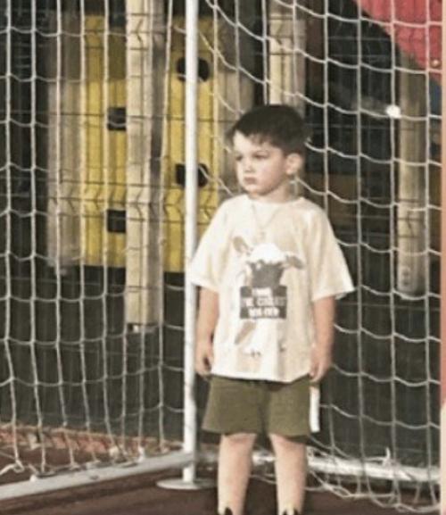 Мария Порошина Больше не Скрывает Лицо 4-Летнего Сына: в Сети Появились Фотографии. 02