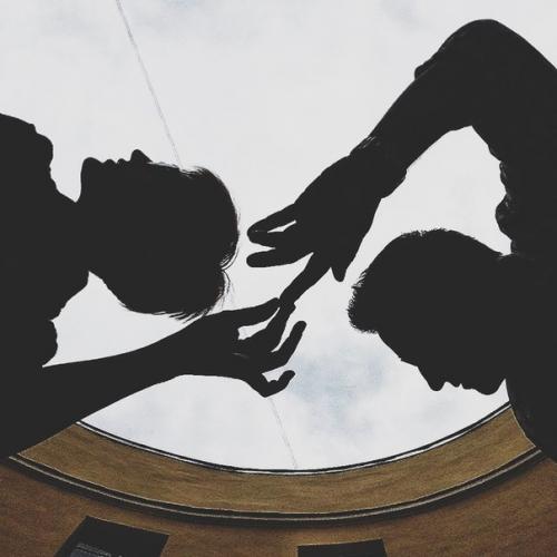 Незаконный брак.  Легкие отношения.