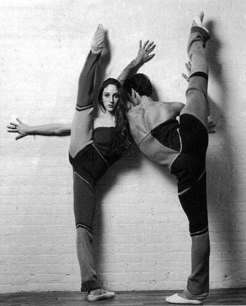 Необычная зарядка!   Возможно вы и делали некоторые из этих упражнений, но такой комплекс наврятли.