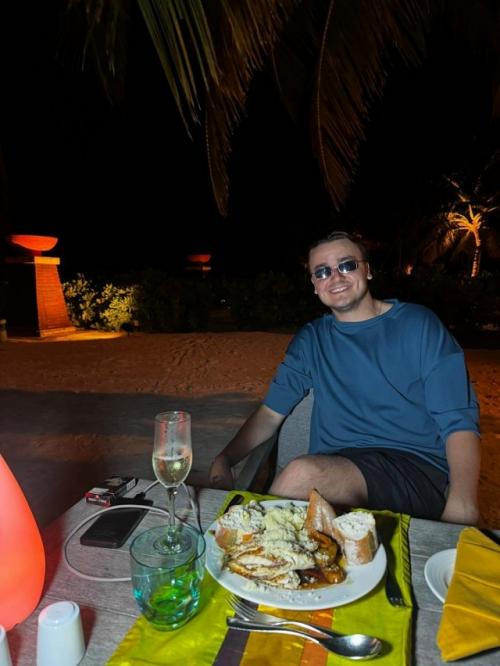 У Волочковой все стабильно: начался новый сезон нашего любимого сериала под названием Анастасия Волочкова её очередной спутник на Мальдивах. 02