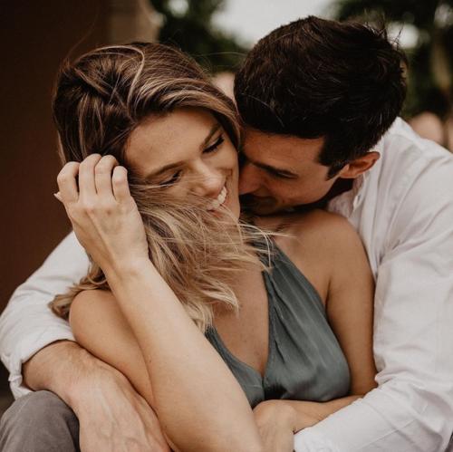 Настоящая любовь не отнимает свободу.