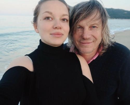 Дочь Виктора Салтыкова вернулась на сцену через 8 лет после хейта на 