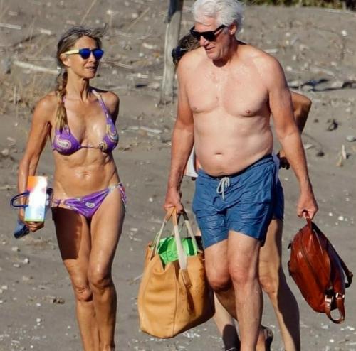 Скуфы и миллениалы горячее зумеров - молодёжь уже не та? 

