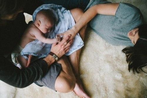 В отношениях детей и родителей на ребенка гораздо больше влияют чувства отца и матери, нежели их действия.