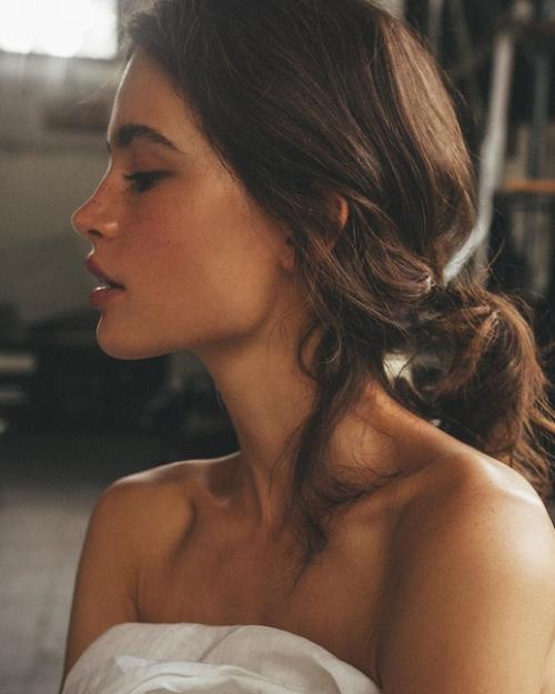 Должна женщина быть сильной или не должна - тема на все времена.