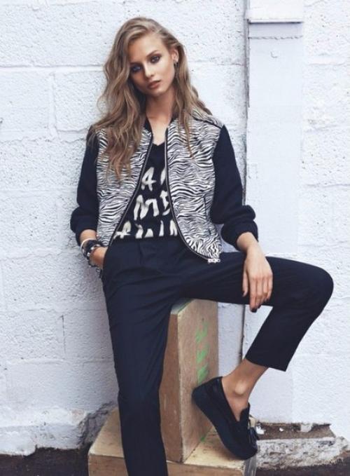 Присутствие других людей меняет поведение человека.

