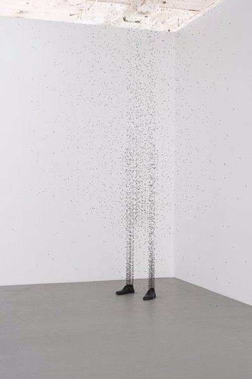 Тревожный человек губит того, о ком он тревожится.