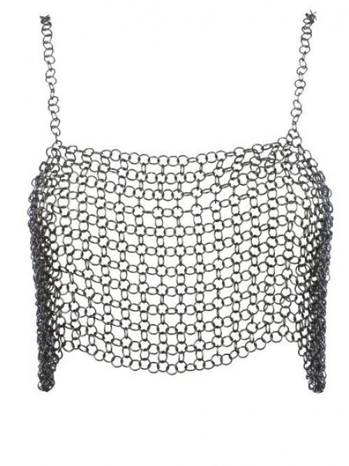 Женщина - воин.  Везде говорится о женской природе, женственности, служении, мягкости и кротости.