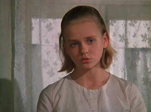 Ирина Иванова, молодая актриса, впервые оказалась на съемочной площадке фильма мужики. 02