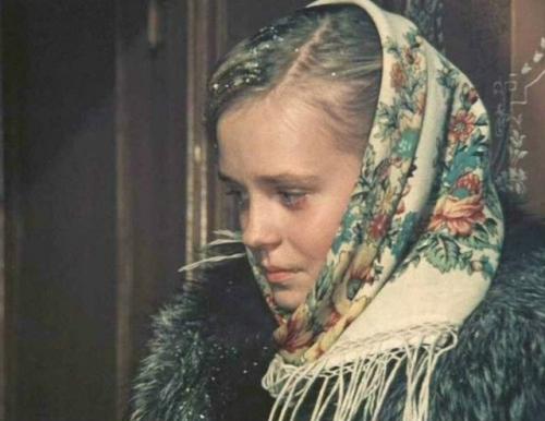 Ирина Иванова, молодая актриса, впервые оказалась на съемочной площадке фильма мужики. 01