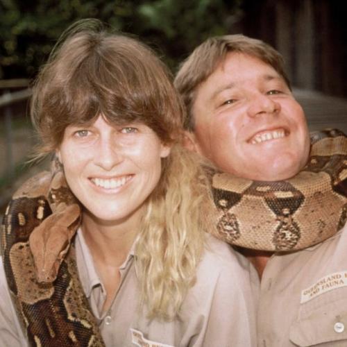 Вдова Стива Ирвина - Терри Ирвин рассказала, что она не ходила на свидания с тех пор, как умер ее любимый муж. 01